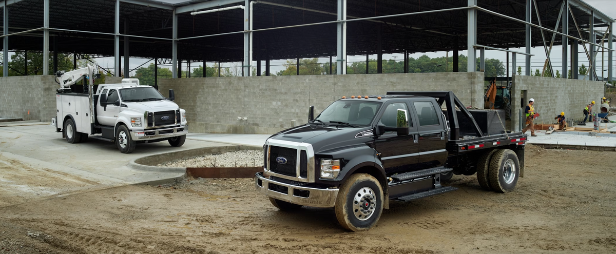 2023 Ford Medium Duty Models and Trim-Level Buyers Guide for Commercial Fleet Buyers in Alberta, Canada