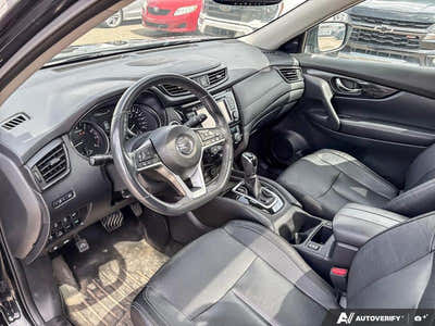 USED 2017 Nissan Rogue SL Platinum - $18,976 - Stock #E50046B - VIN 5N1AT2MV1HC870147