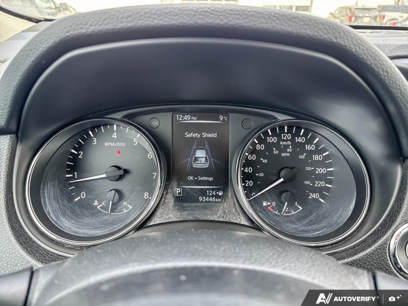 USED 2017 Nissan Rogue SL Platinum - Black Exterior - $18,946 - Stock #E50046B - VIN 5N1AT2MV1HC870147 - Photo 15