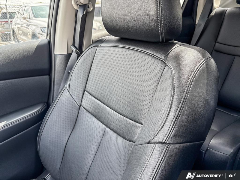 USED 2017 Nissan Rogue SL Platinum - Black Exterior - $18,946 - Stock #E50046B - VIN 5N1AT2MV1HC870147 - Photo 20