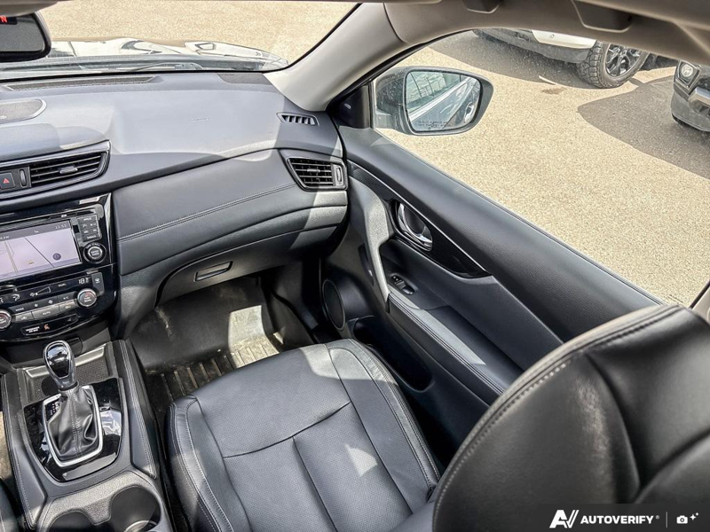 USED 2017 Nissan Rogue SL Platinum - Black Exterior - $18,946 - Stock #E50046B - VIN 5N1AT2MV1HC870147 - Photo 25