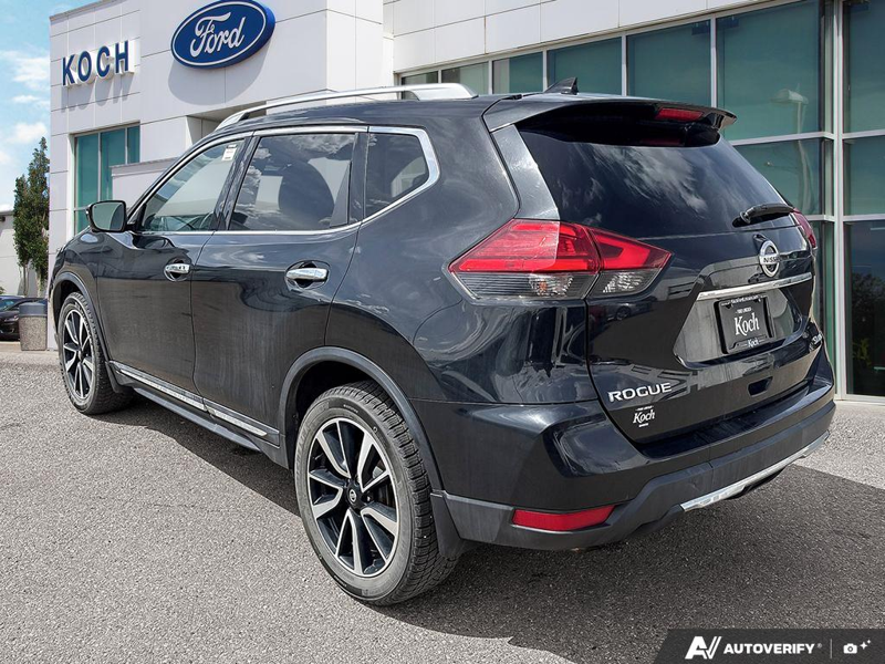 USED 2017 Nissan Rogue SL Platinum - Black Exterior - $18,946 - Stock #E50046B - VIN 5N1AT2MV1HC870147 - Photo 4