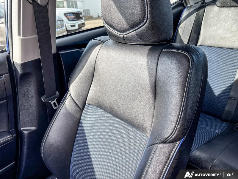USED 2017 Toyota Corolla SE - Blue Exterior - $18,976 - Stock #EP4721A - VIN 2T1BURHE3HC778828 - Photo 19