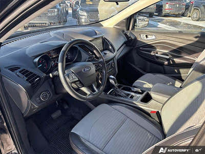 2019 Ford Escape SE 4WD 1