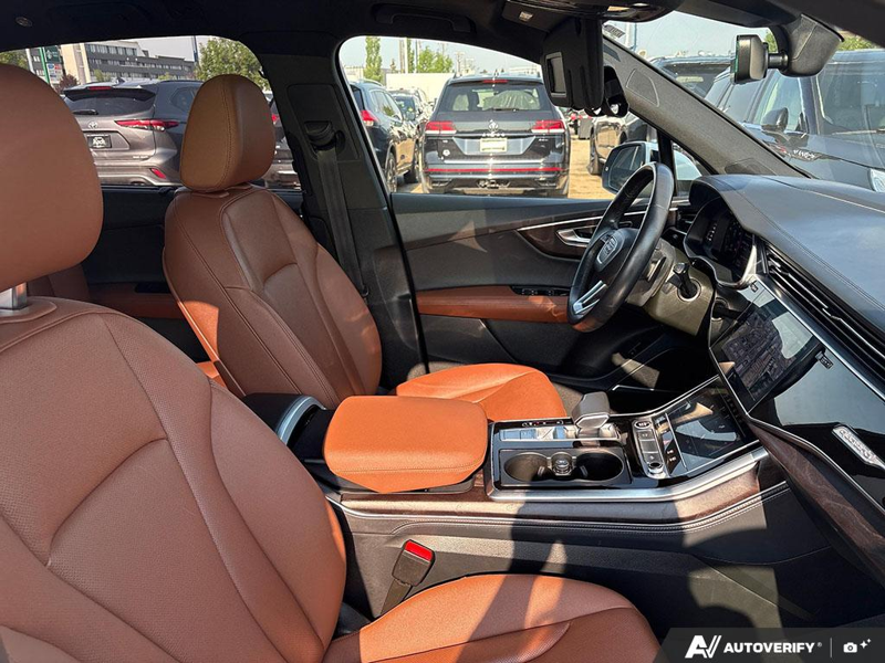 USED 2021 Audi Q7 Technik 55 TFSI quattro - White Exterior - $38,976 - Stock #E60245A - VIN WA1WXAF74MD041093 - Photo 22