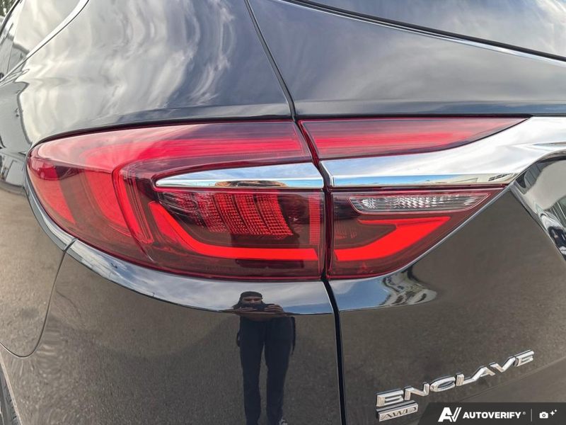 USED 2021 Buick Enclave Avenir - Black Exterior - $37,998 - Stock #E60617A - VIN 5GAEVCKWXMJ121047 - Photo 11