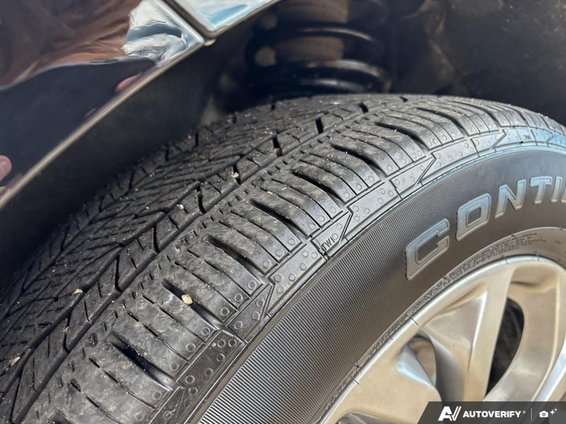 USED 2021 Buick Enclave Avenir - Black Exterior - $37,998 - Stock #E60617A - VIN 5GAEVCKWXMJ121047 - Photo 7