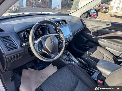 2021 Mitsubishi RVR ES