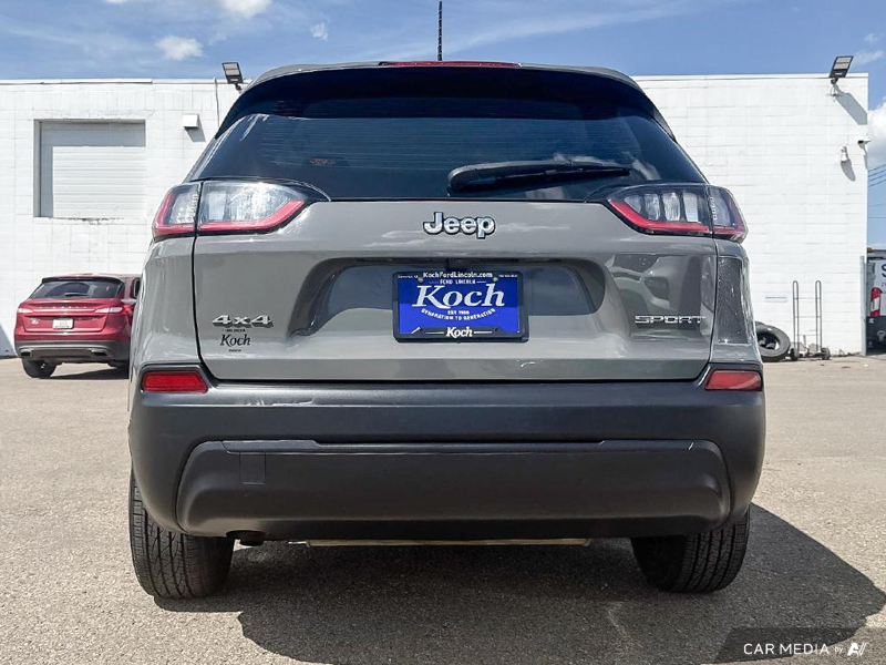 USED 2022 Jeep Cherokee Sport - Gray Exterior - $28,796 - Stock #E50109B - VIN 1C4PJMAB7ND538892 - Photo 5