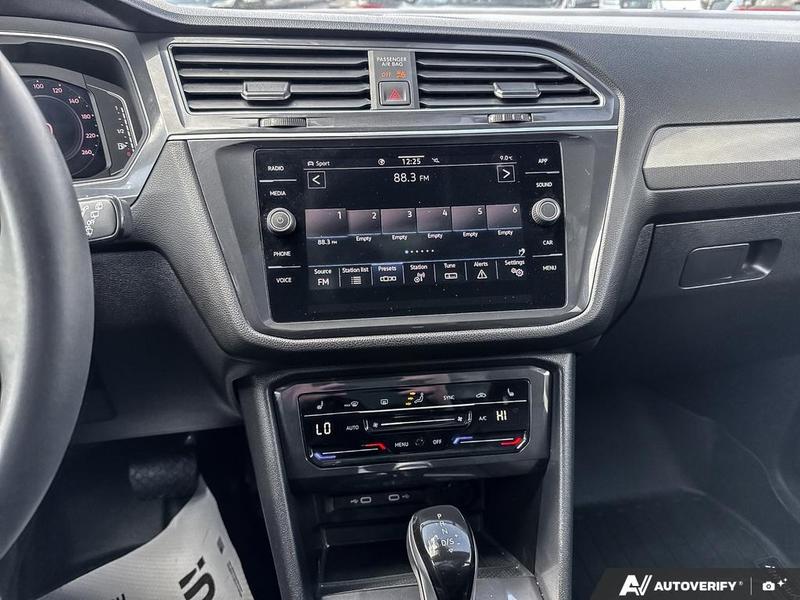 USED 2023 Volkswagen Tiguan Comfortline - White Exterior - $29,950 - Stock #E60207A - VIN 3VVMB7AXXPM098852 - Photo 19