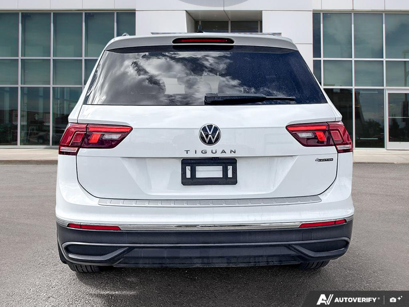USED 2023 Volkswagen Tiguan Comfortline - White Exterior - $28,997 - Stock #E60207A - VIN 3VVMB7AXXPM098852 - Photo 5