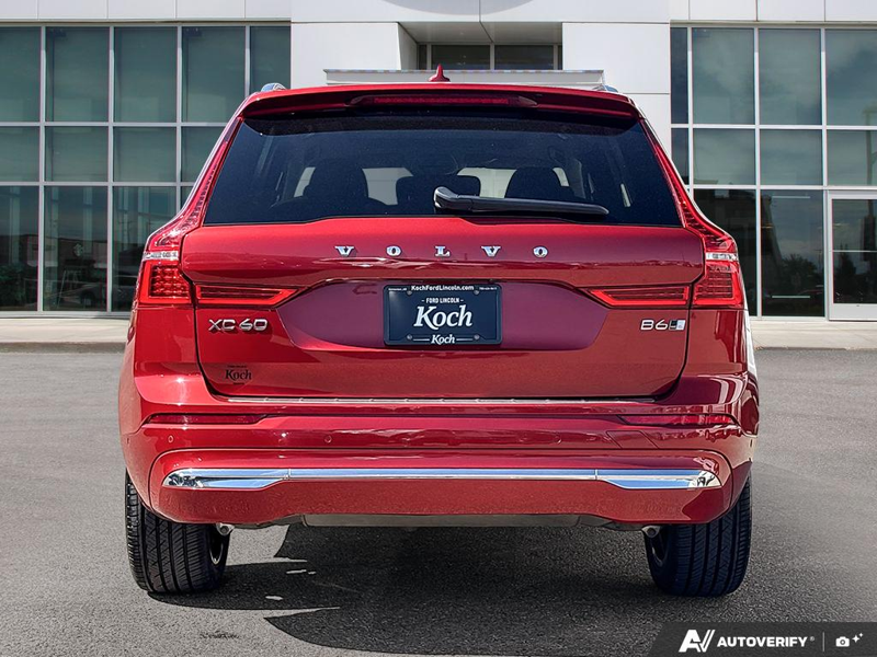 USED 2023 Volvo XC60 PLUS BRIGHT THEME - Red Exterior - $42,989 - Stock #E60485B - VIN LYV062RN7PB372263 - Photo 5