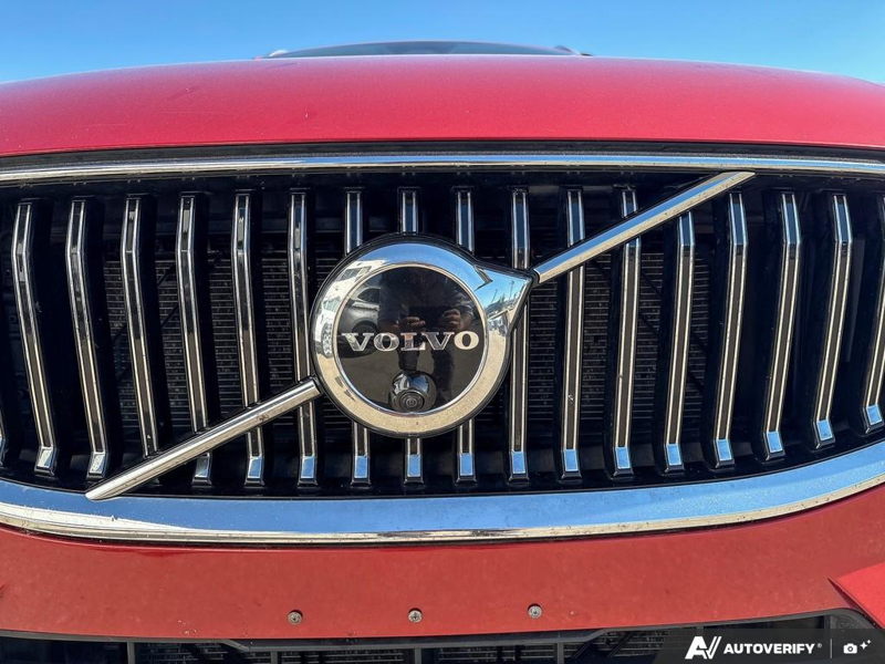 USED 2023 Volvo XC60 PLUS BRIGHT THEME - Red Exterior - $42,989 - Stock #E60485B - VIN LYV062RN7PB372263 - Photo 9