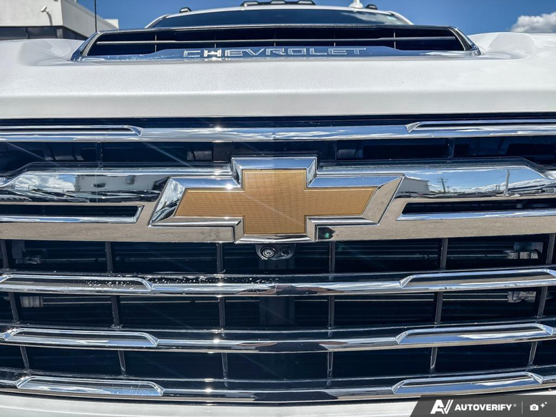 USED 2024 Chevrolet Silverado 2500HD LTZ - Pearl White Exterior - $87,925 - Stock #E60648A - VIN 1GC4YPEY2RF161994 - Photo 9