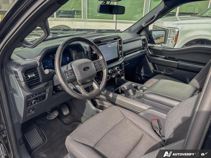 USED 2024 Ford F-150 XLT - Agate Black Metallic Exterior / BLACK, UNIQUE SPORT CLOTH 40/CONSOLE/40 FRONT-SEATS Interior - $57,950 - Stock #EP4783 - VIN 1FTFW3LDXRFB41256 - Photo 13