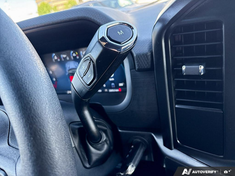 USED 2024 Ford F-150 STX - Atlas Blue Metallic Exterior / BLACK, UNIQUE SPORT CLOTH 40/CONSOLE/40 FRONT-SEATS Interior - $47,993 - Stock #EP4720 - VIN 1FTEW2LP8RKD20029 - Photo 18