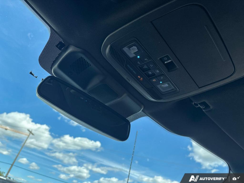 USED 2024 Ford F-150 XLT - Oxford White Exterior / BLACK, LEATHER-TRIMMED 40/CONSOLE/40 FRONT SEAT Interior - $58,998 - Stock #EP4739 - VIN 1FTFW3LD3RFA36252 - Photo 21