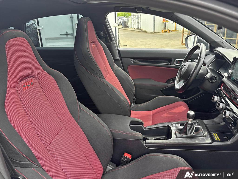 USED 2024 Honda Civic Sedan Si - Black Exterior - $36,937 - Stock #E51161B - VIN 2HGFE1E50RH080772 - Photo 22
