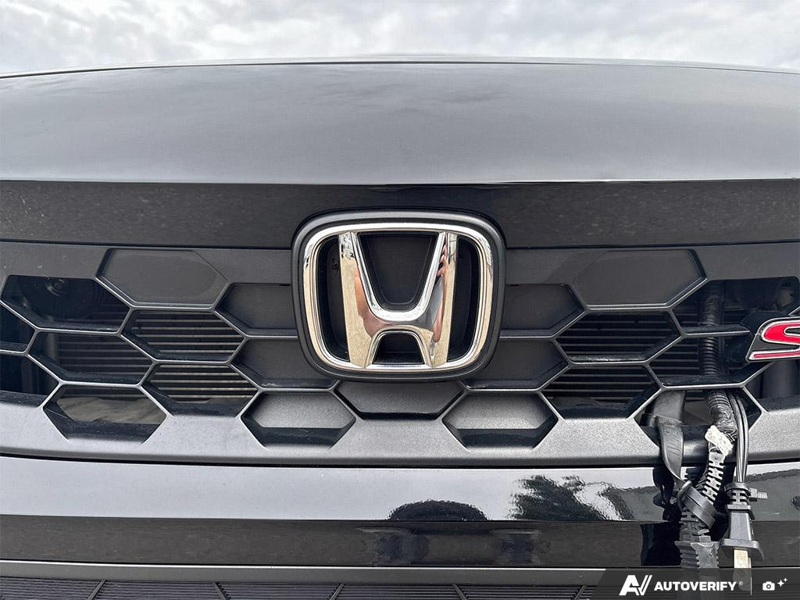 USED 2024 Honda Civic Sedan Si - Black Exterior - $36,937 - Stock #E51161B - VIN 2HGFE1E50RH080772 - Photo 9