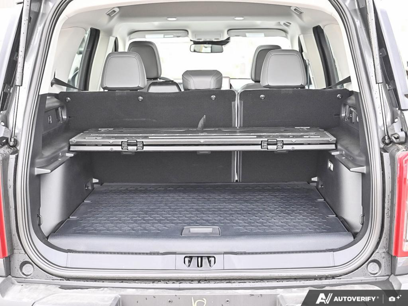 NEW 2025 Ford Bronco Sport Badlands - Carbonized Grey Metallic Exterior / DARK SPACE GREY LEATHER Interior - $45,934 - Stock #E51375 - VIN 3FMCR9DA8SRF75360 - Photo 11