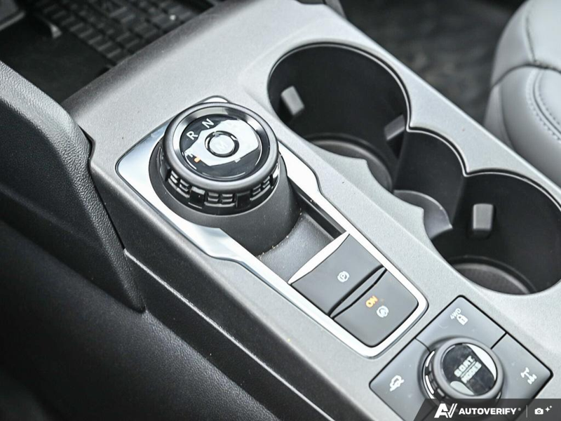 NEW 2025 Ford Bronco Sport Badlands - Carbonized Grey Metallic Exterior / DARK SPACE GREY LEATHER Interior - $45,934 - Stock #E51375 - VIN 3FMCR9DA8SRF75360 - Photo 19