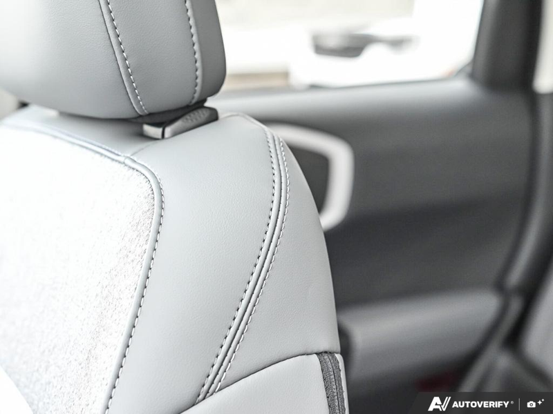 NEW 2025 Ford Bronco Sport Badlands - Carbonized Grey Metallic Exterior / DARK SPACE GREY LEATHER Interior - $45,934 - Stock #E51375 - VIN 3FMCR9DA8SRF75360 - Photo 23