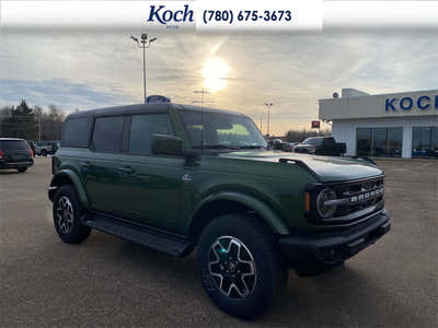 2025 Ford Bronco Outer Banks 1