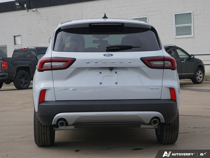 NEW 2025 Ford Escape Active - Space Silver Metallic Exterior / EBONY CLOTH Interior - $37,043 - Stock #E50420 - VIN 1FMCU9GN1SUA76860 - Photo 5