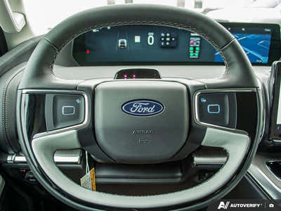 2025 Ford Expedition Platinum Max 1