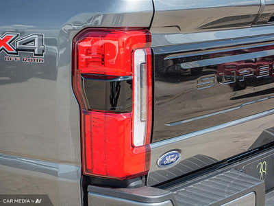 2025 Ford F-350 Super Duty Platinum