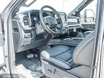 2025 Ford F-350 Super Duty Platinum