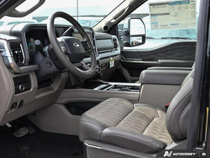 2025 Ford F-450 Super Duty Platinum Plus