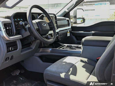 2025 Ford F-450 Super Duty XLT