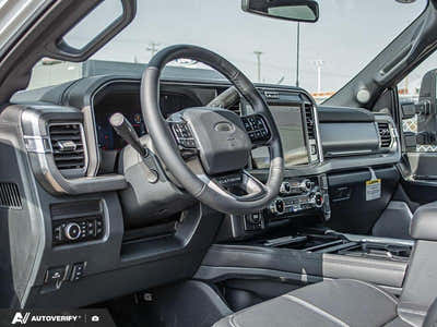 2025 Ford F-450 Super Duty Platinum