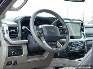 2025 Ford F-450 Super Duty Platinum Plus