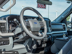 2025 Ford F-600 Super Duty DRW XLT