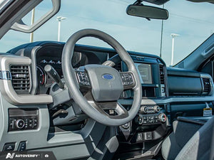 2025 Ford F-600 Super Duty DRW XLT