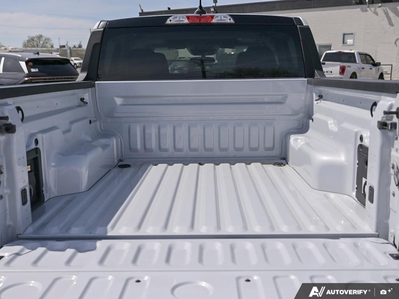 NEW 2025 Ford Maverick XLT Hybrid - Space White Metallic Exterior / BLACK ONYX Interior - $45,869 - Stock #E50120 - VIN 3FTTW8J30SRA17872 - Photo 11