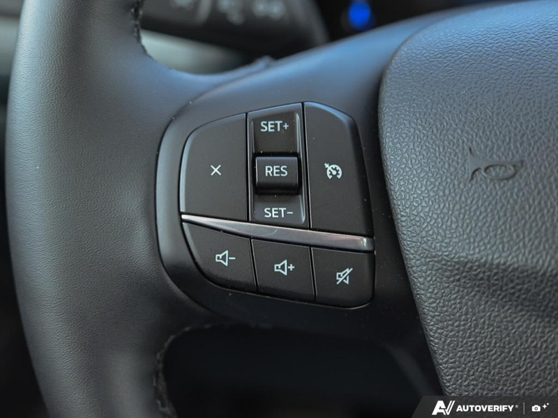 NEW 2025 Ford Maverick XLT Hybrid - Space White Metallic Exterior / BLACK ONYX Interior - $45,869 - Stock #E50120 - VIN 3FTTW8J30SRA17872 - Photo 18