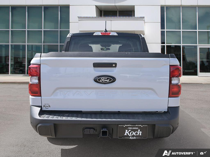 NEW 2025 Ford Maverick XLT Hybrid - Space White Metallic Exterior / BLACK ONYX Interior - $45,869 - Stock #E50120 - VIN 3FTTW8J30SRA17872 - Photo 5