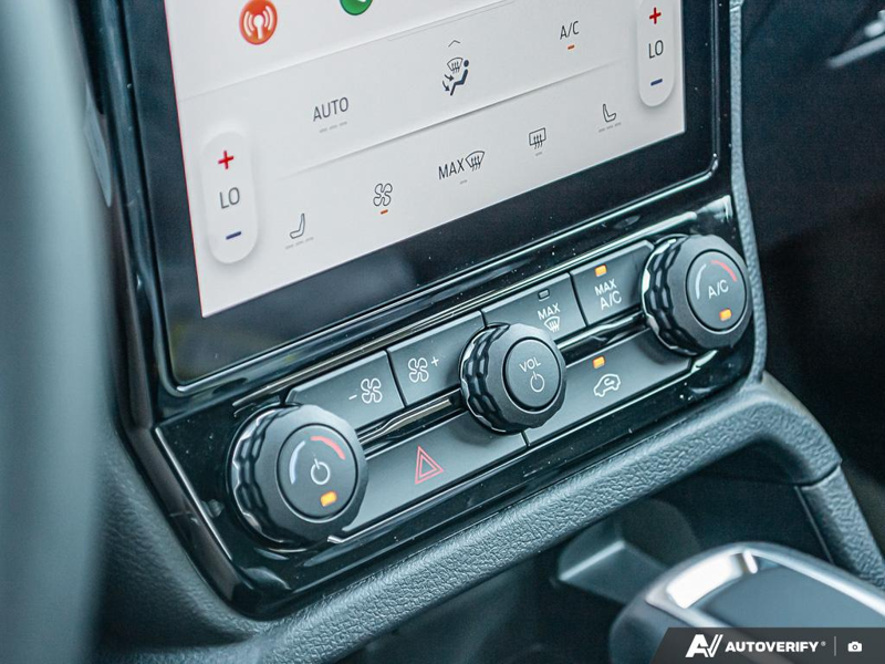 NEW 2025 Ford Ranger XLT - Desert Sand Exterior / EBONY PREMIUM CLOTH Interior - $49,974 - Stock #E51173 - VIN 1FTER4HH0SLE36409 - Photo 21