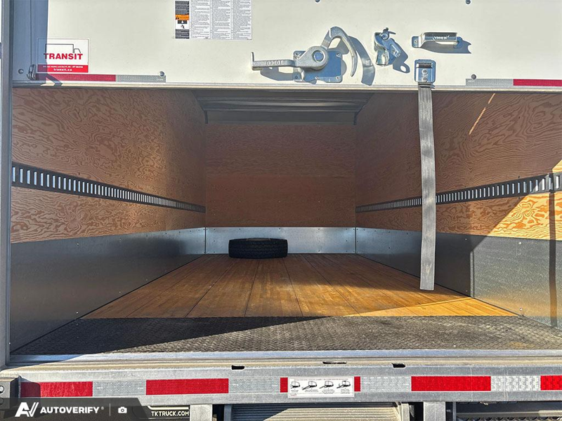 NEW 2025 Ford Super Duty F-600 DRW XLT - Oxford White Exterior / MEDIUM DARK SLATE CLOTH Interior - $114,777 - Stock #D50735 - VIN 1FDFF6LT8SDA15127 - Photo 8