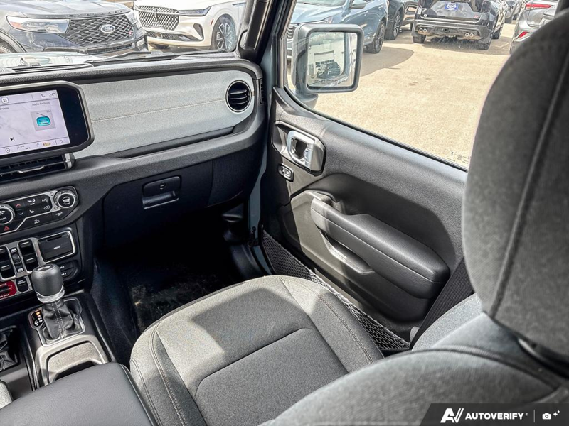 USED 2025 Jeep Wrangler Willys - Gray Exterior - $55,976 - Stock #E51160A - VIN 1C4PJXDN4SW515500 - Photo 25