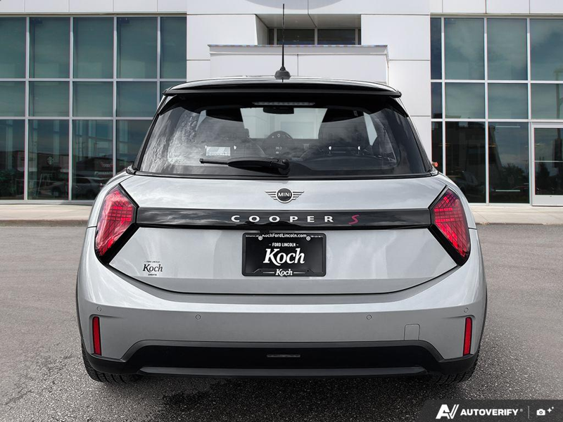 USED 2025 MINI 3 Door Cooper S - Silver Exterior - $39,925 - Stock #E50824A - VIN WMW23GD05S2W37439 - Photo 5