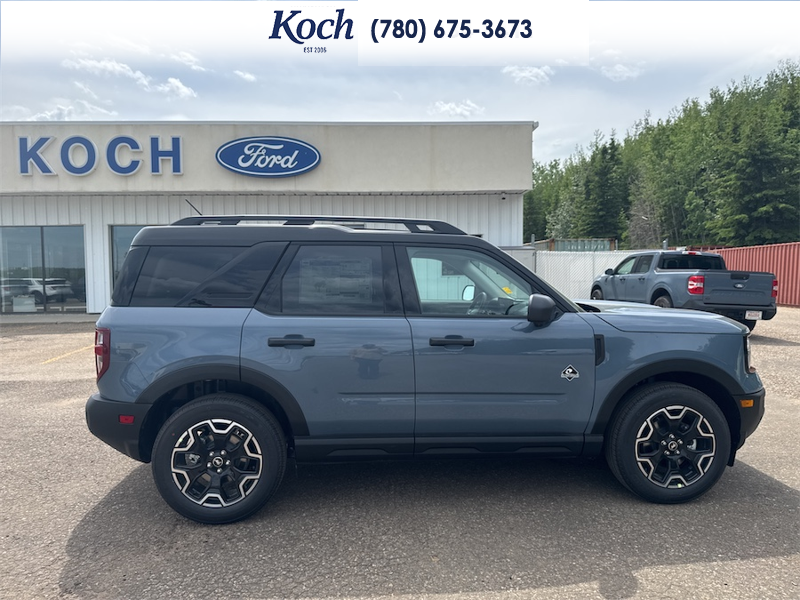 NEW 2026 Ford Bronco Sport Outer Banks - Azure Grey Metallic Tri-coat Exterior / EBONY BROWN VINYL Interior - $44,985 - Stock #A26189 - VIN 3FMCR9CN8TRE70159 - Photo 13