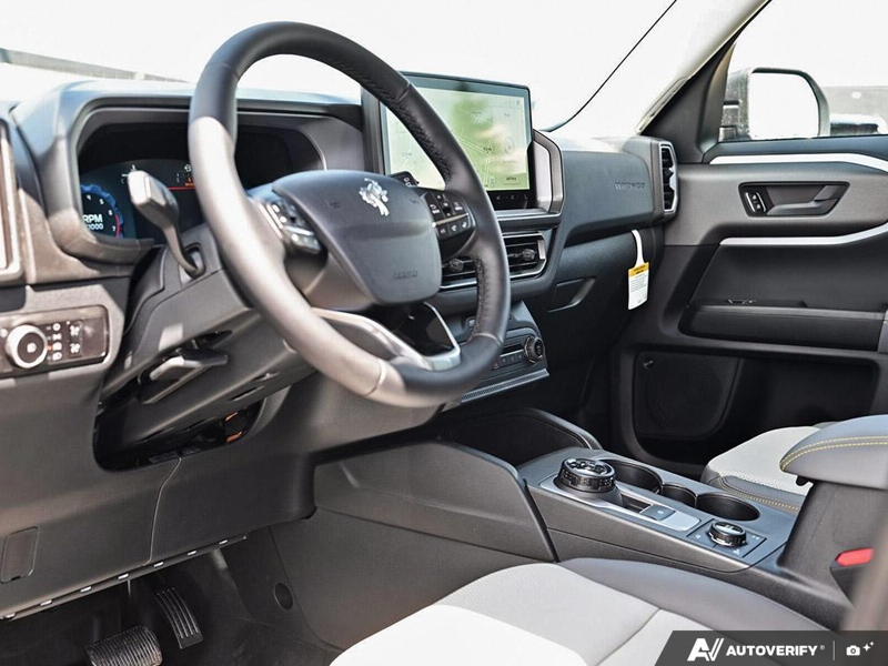 NEW 2026 Ford Bronco Sport Badlands - Azure Grey Metallic Tri-coat Exterior / DARK SPACE GREY LEATHER Interior - $50,990 - Stock #E60762 - VIN 3FMCR9DA8TRE68987 - Photo 14