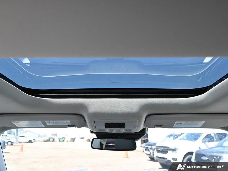NEW 2026 Ford Bronco Sport Badlands - Azure Grey Metallic Tri-coat Exterior / DARK SPACE GREY LEATHER Interior - $50,990 - Stock #E60762 - VIN 3FMCR9DA8TRE68987 - Photo 27