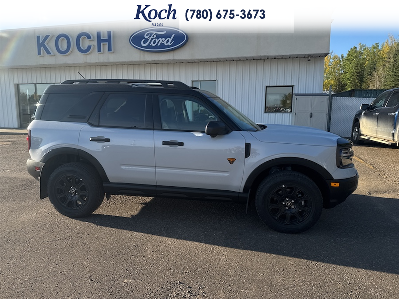 NEW 2026 Ford Bronco Sport Badlands - Space White Metallic Exterior / DARK SPACE GREY, ACTIVEX TRIMMED HTD FR SPORT CONTOUR BUCKET SEA Interior - $47,470 - Stock #A26257 - VIN 3FMCR9DA8TRE86406 - Photo 34