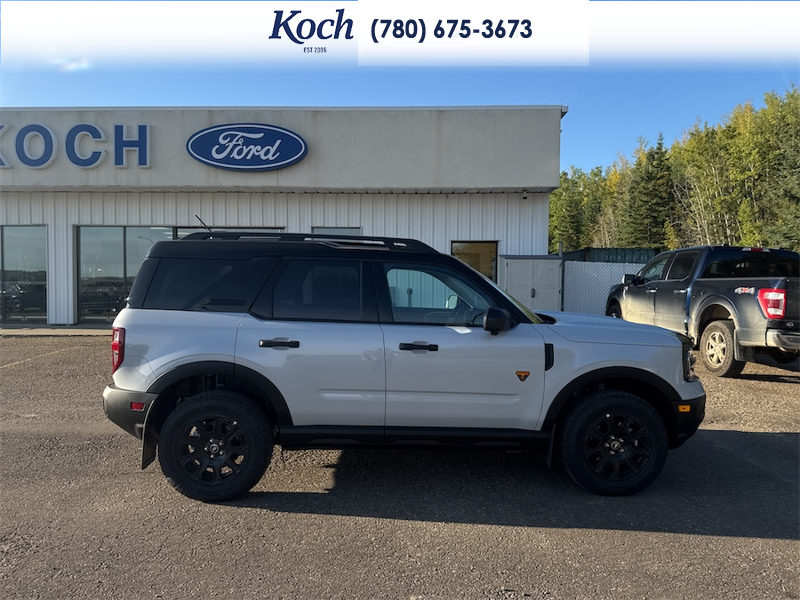 NEW 2026 Ford Bronco Sport Badlands - Space White Metallic Exterior / DARK SPACE GREY, ACTIVEX TRIMMED HTD FR SPORT CONTOUR BUCKET SEA Interior - $47,470 - Stock #A26257 - VIN 3FMCR9DA8TRE86406 - Photo 35