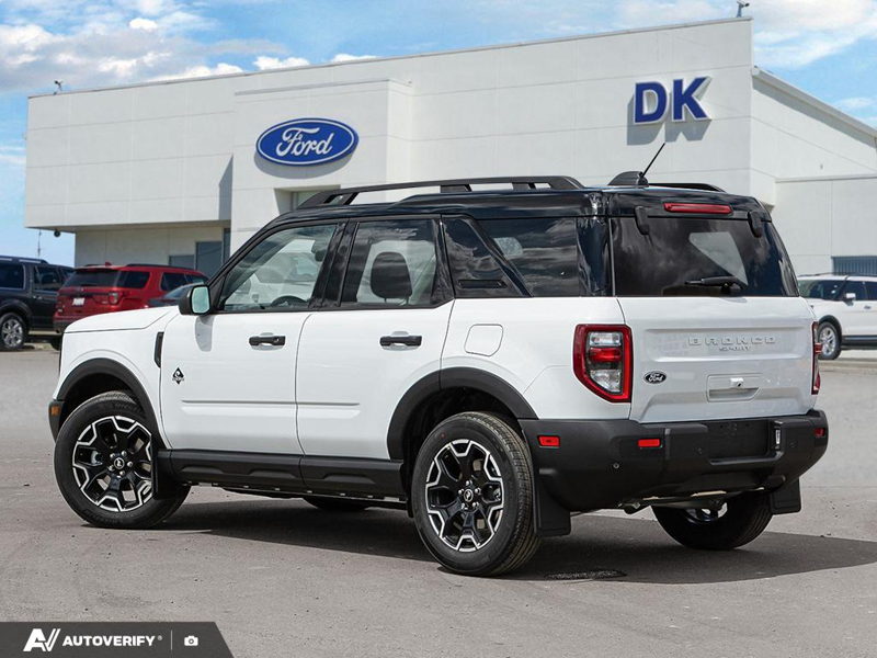 NEW 2026 Ford Bronco Sport Outer Banks - Oxford White Exterior / EBONY ROAST Interior - $40,968 - Stock #D60446 - VIN 3FMCR9CNXTRE40080 - Photo 4